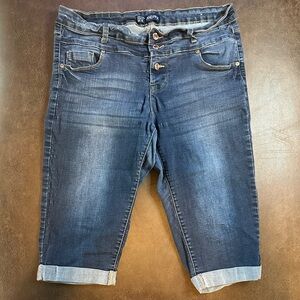 High Waisted capri Jeans